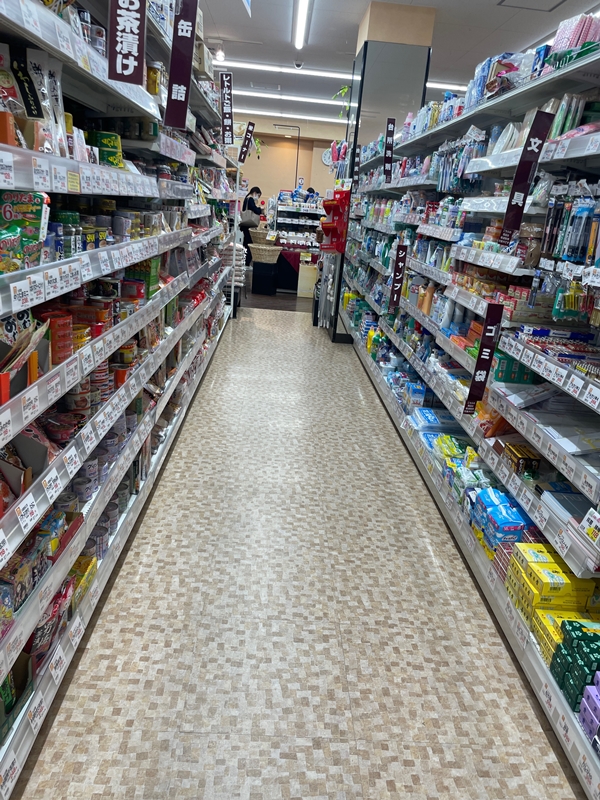 フレッシュマーケットアオイの店内写真