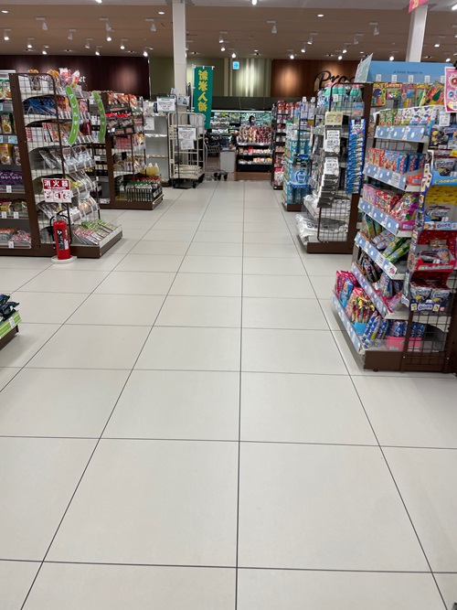 コープえひめの店内写真
