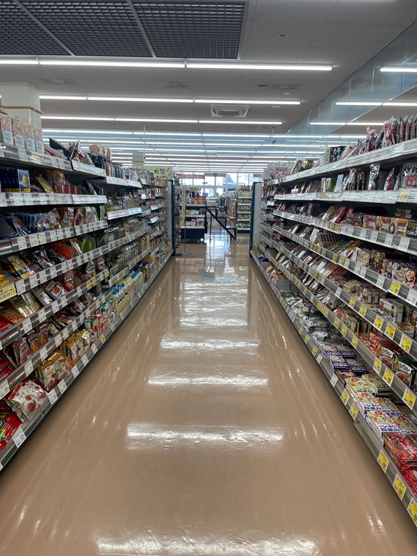 コープかがわの店内写真
