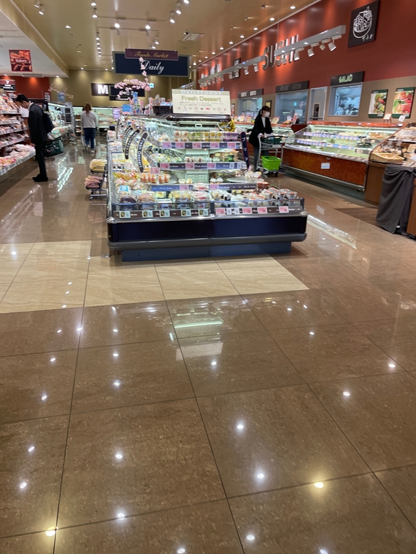 コープしがの店内写真