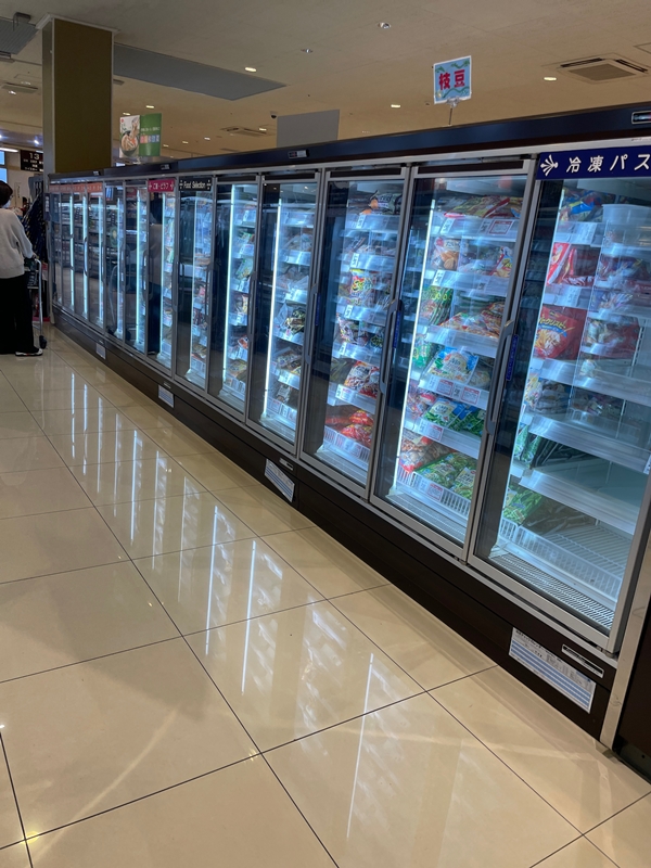 コープしがの店内写真