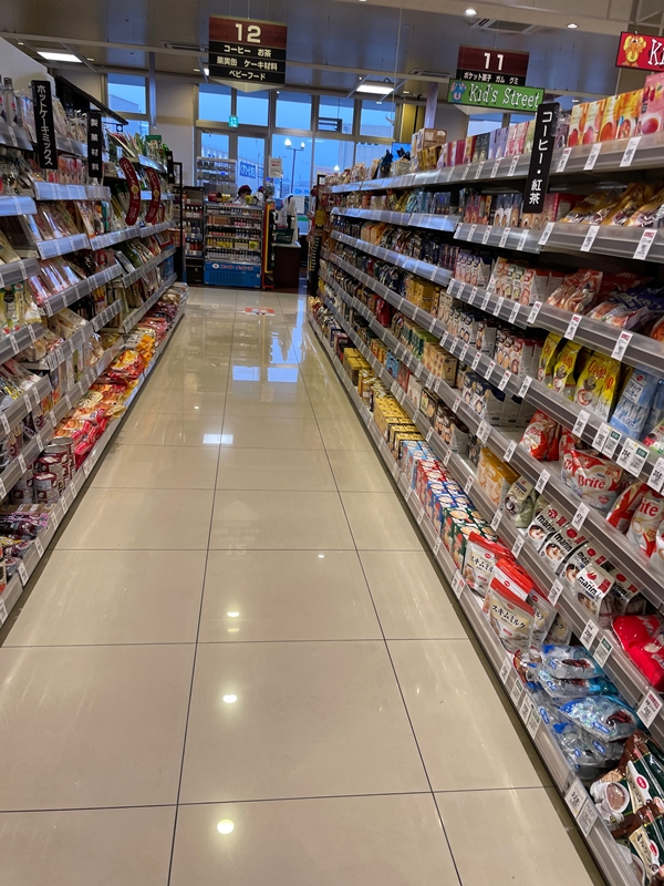 コープしがの店内写真