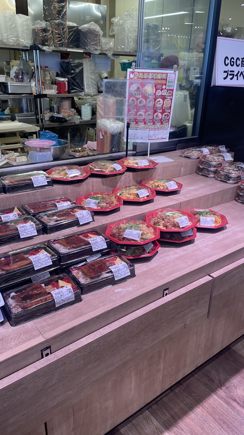 フードマーケットスマイルUSAの店内写真