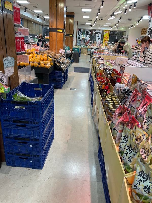 フードネットマートの店内写真