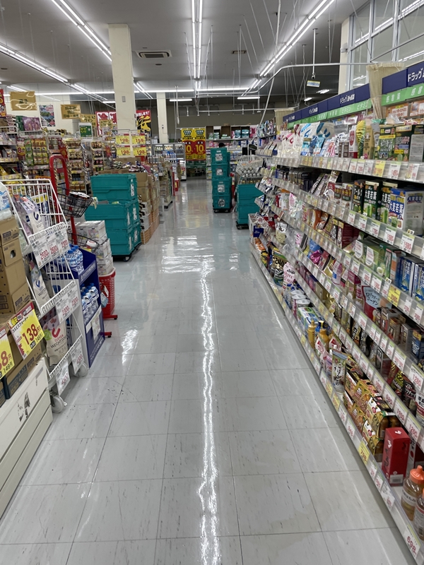 ジャパンの店内写真