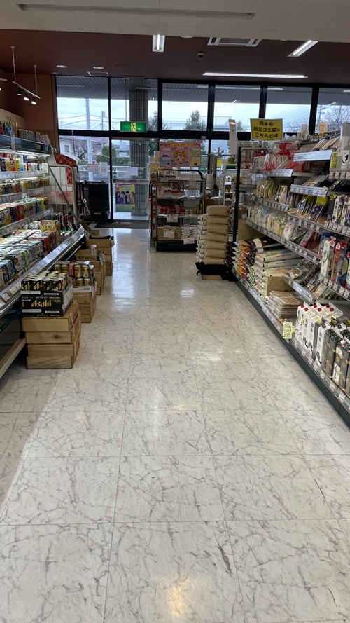 エムマートの店内写真