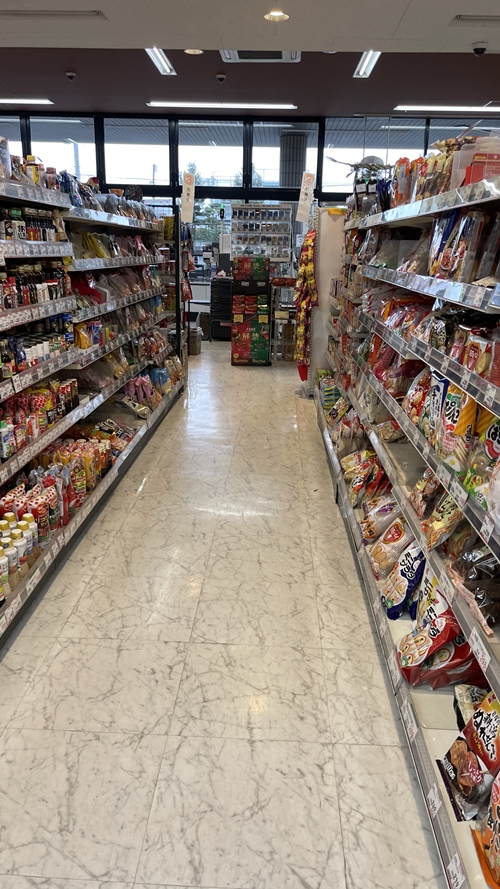 エムマートの店内写真