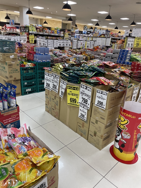 スーパーストアナカガワの店内写真