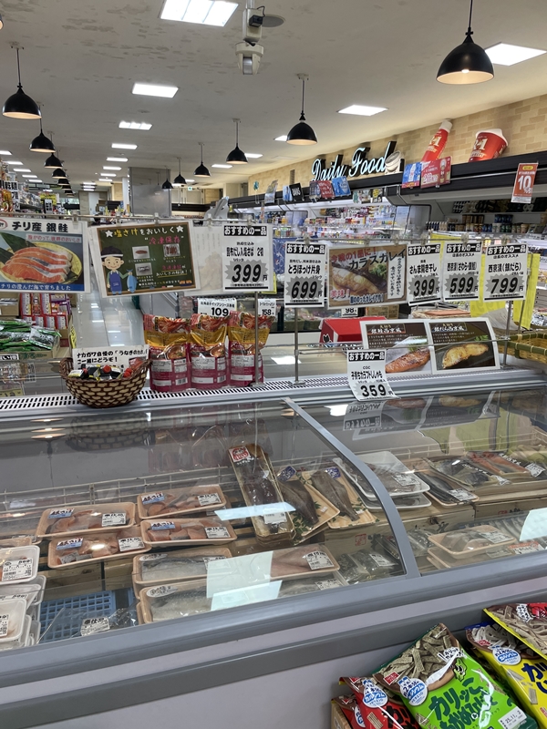 スーパーストアナカガワの店内写真