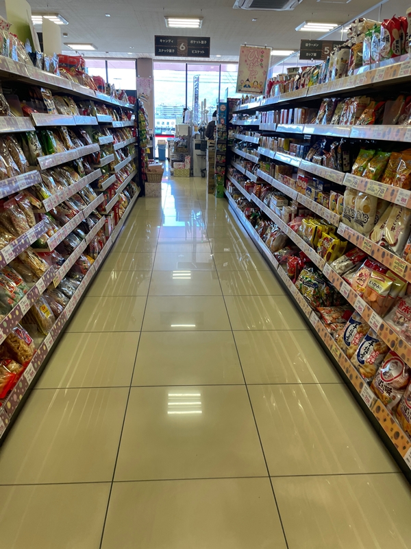 香川県にあるピカソの店内写真