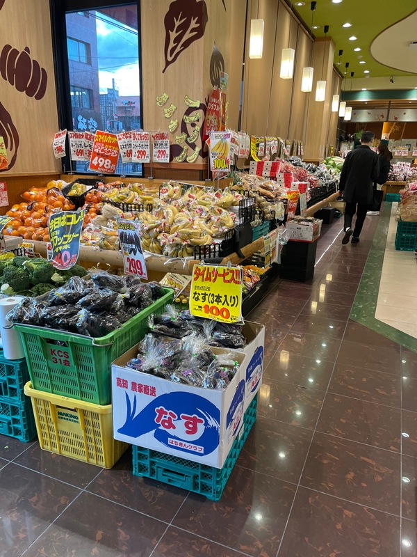 FOODS MARKET satakeの店内写真