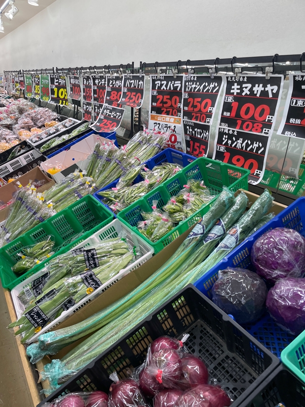 新鮮市場の店内写真