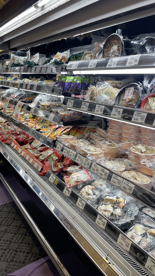 鶴屋フーディワンの店内写真