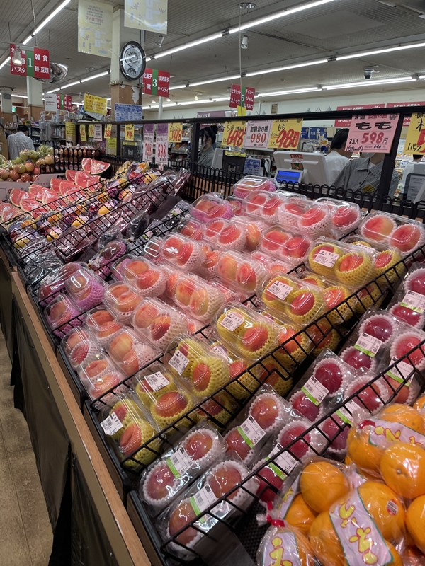 スーパー山田屋の店内写真