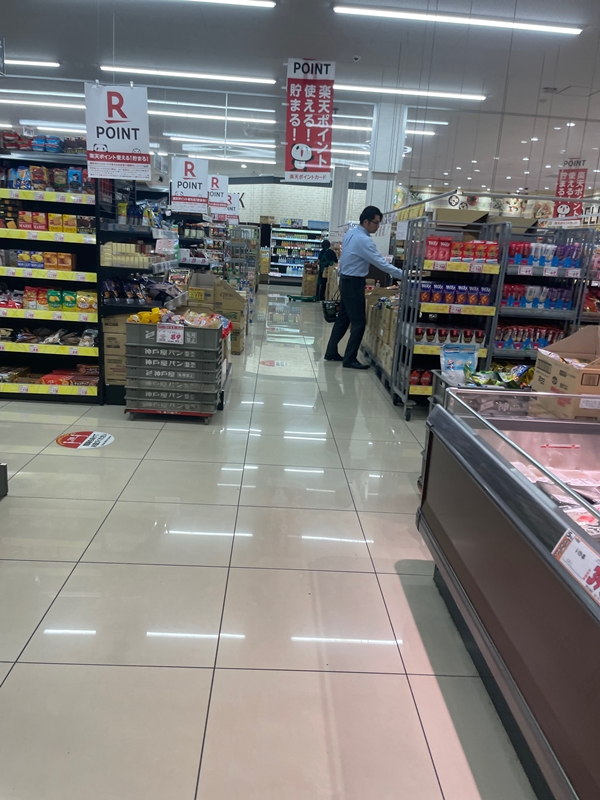 スーパーヤオヒコの店内写真