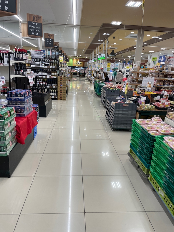 ユアーズバリューの店内写真